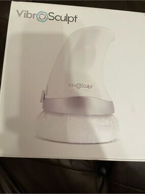 VibroSculpt- White Handheld Body Vibrating Massager